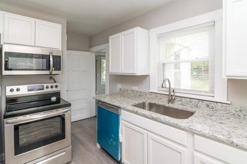 207Lyons-0049