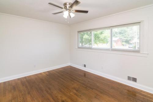 2140Azalea-0359