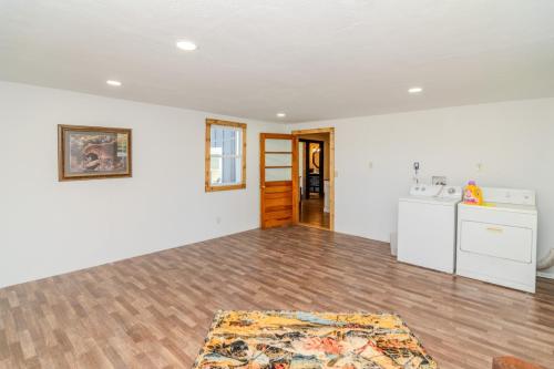 2173Parker-0084