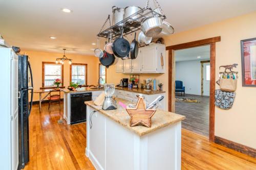 2173Parker-0094