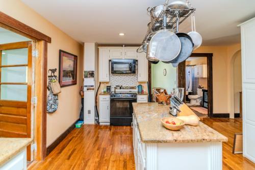 2173Parker-0099