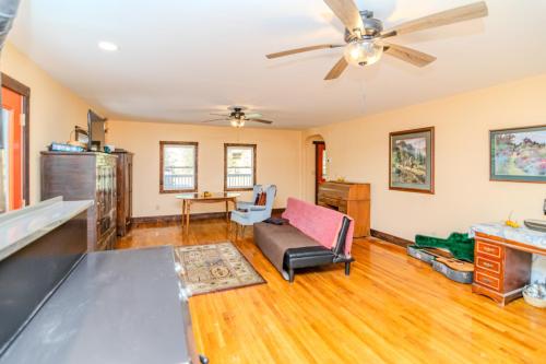 2173Parker-0143