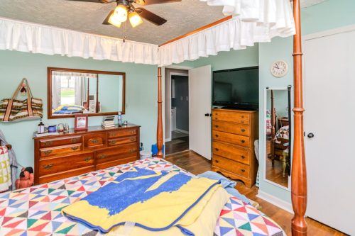 217Locust-Grove-0022