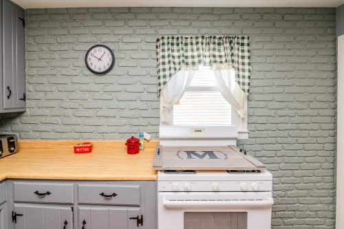 217Locust-Grove-0042