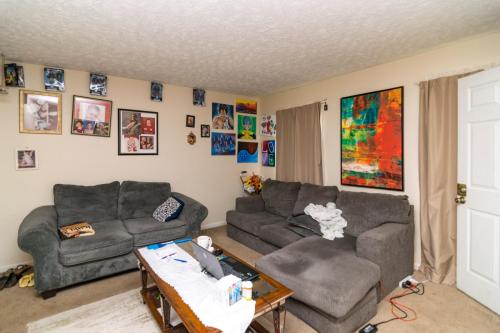 222-224Medlock-0648