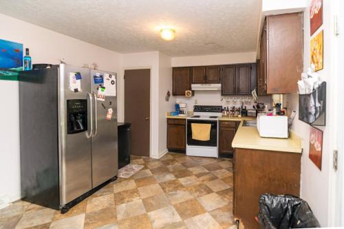 222-224Medlock-0656