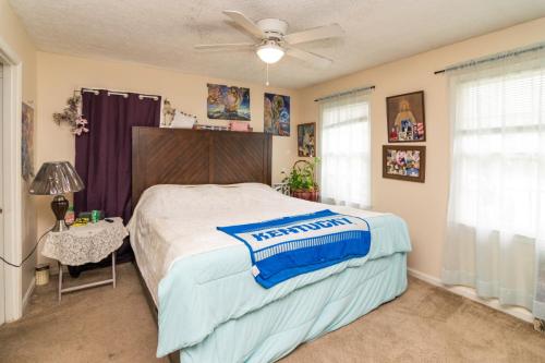 222-224Medlock-0666