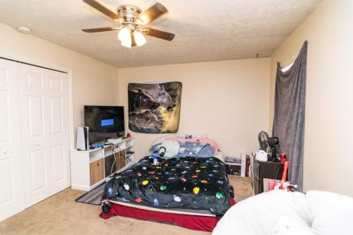 222-224Medlock-0695