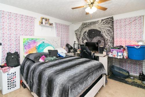 222-224Medlock-0718