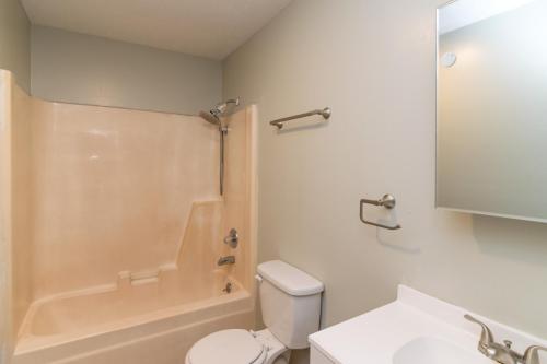 226Clinton-0088