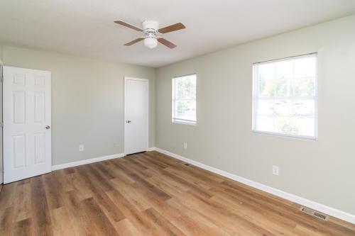 226Clinton-0098