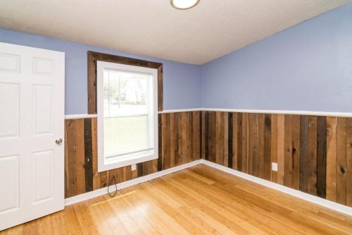227E7th102-0111