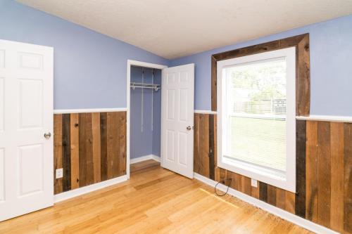 227E7th102-0117