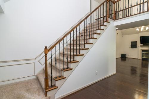 2320GoldenOak-0073