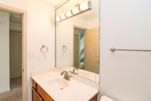 2320GoldenOak-0180