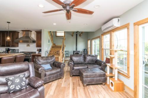 2380CurtisPike-0023