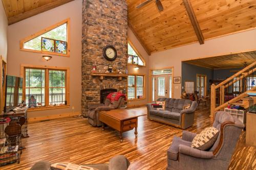 2407BensonCreek-0226
