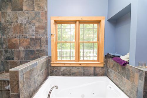 2407BensonCreek-0249
