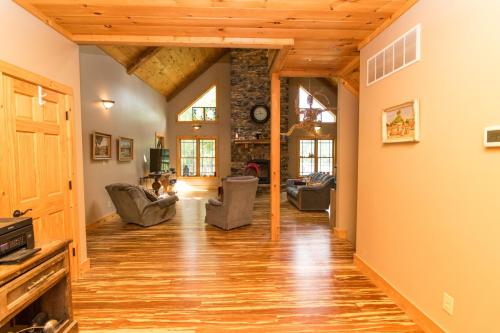 2407BensonCreek-0270