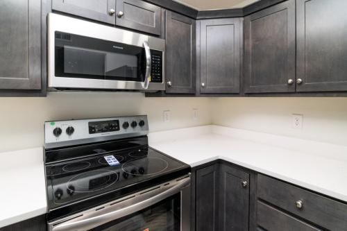 2414LakePark1107-0052