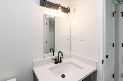 2414LakePark1107-0067