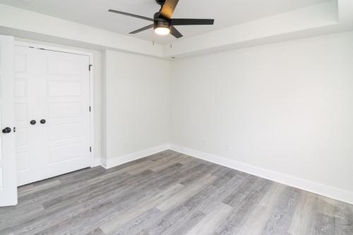 2414LakePark1107-0077