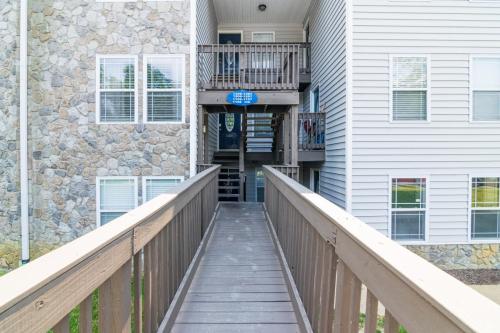 2414LakePark1107-0086