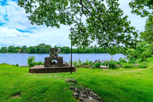 2414LakePark4205-0065