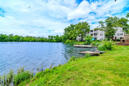 2414LakePark4205-0106