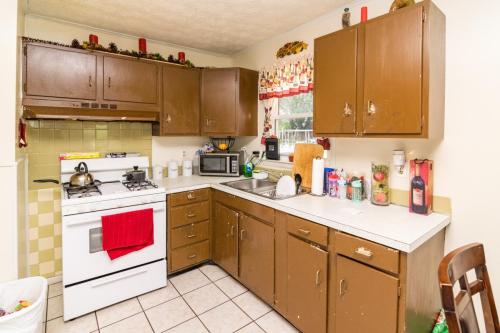 2417Woodhill-0016
