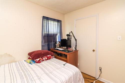 2417Woodhill-0053