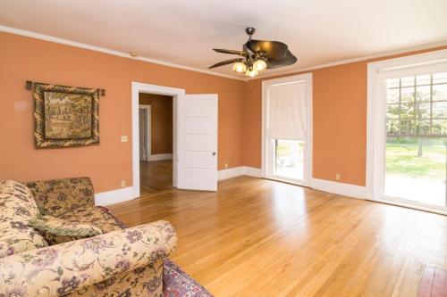 251NThird-0056