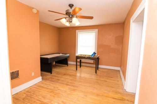 251NThird-0176