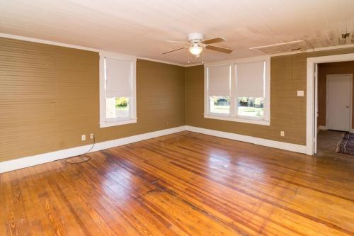 251NThird-0228