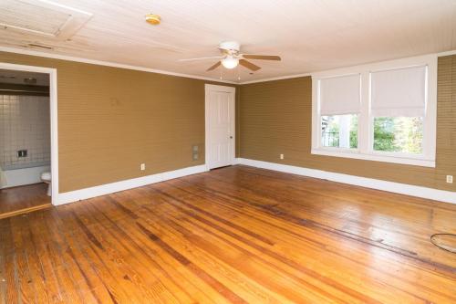 251NThird-0232