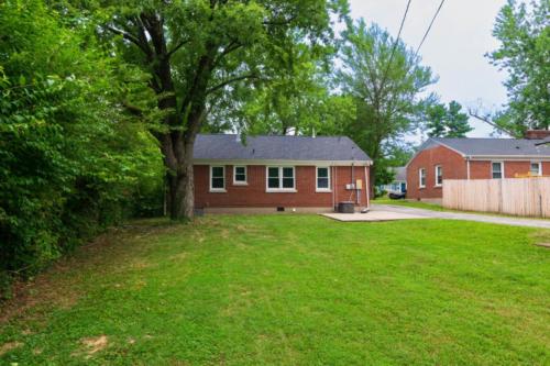 2525Southview-0109