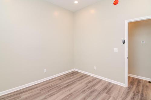 255ELoudon-0028