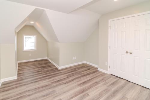 255ELoudon-0038
