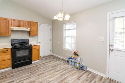 2592Woodhill-0021