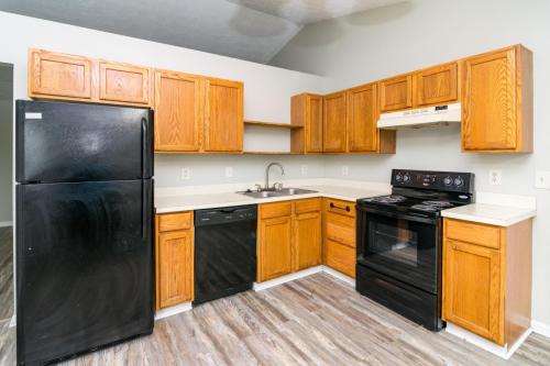 2592Woodhill-0024