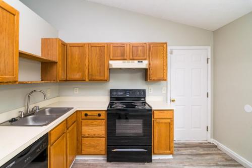 2592Woodhill-0034