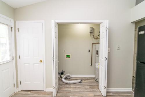 2592Woodhill-0036