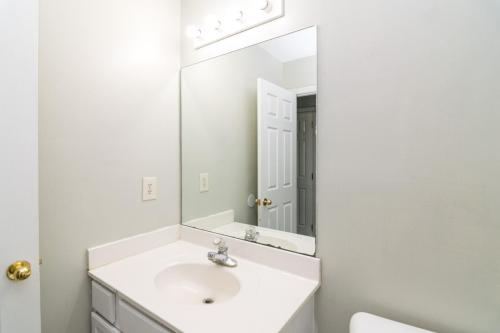 2592Woodhill-0042