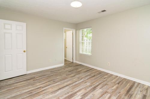 2592Woodhill-0067