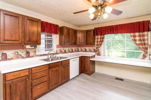 2684Gabbard-0024