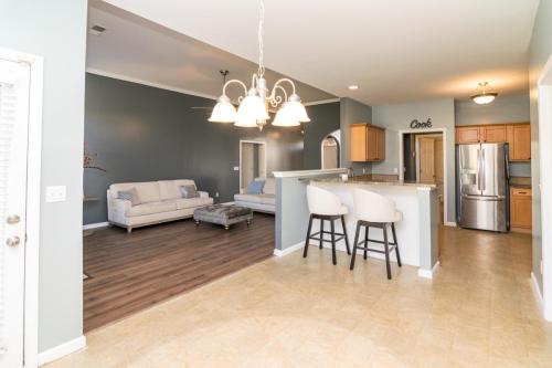 2861BayColony-0032