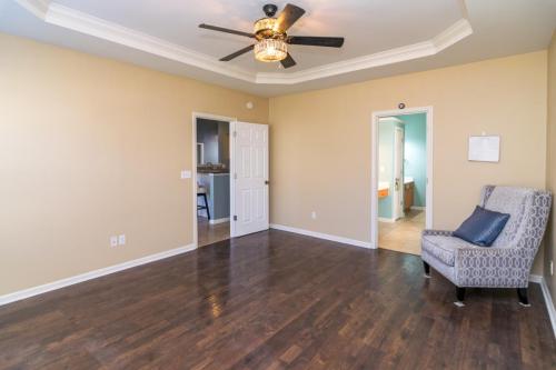 2861BayColony-0068