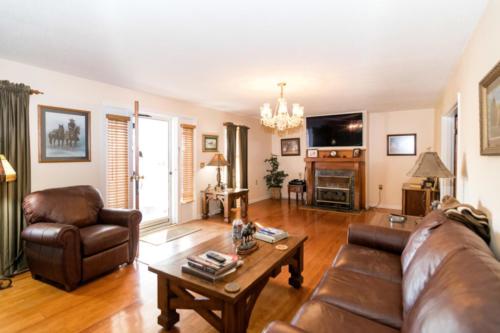 2915Irvine-0011