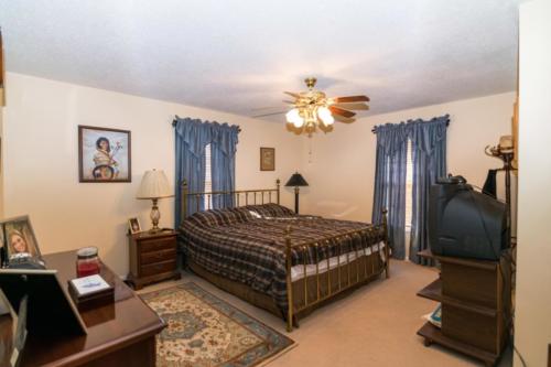 2915Irvine-0066