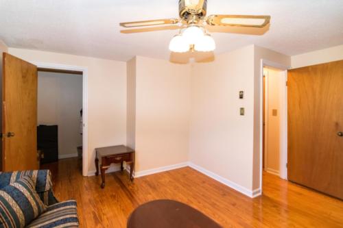2915Irvine-0105